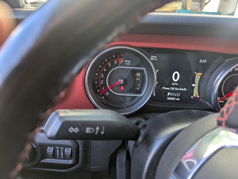 Used 2020 Jeep Wrangler Unlimited Rubicon image 2