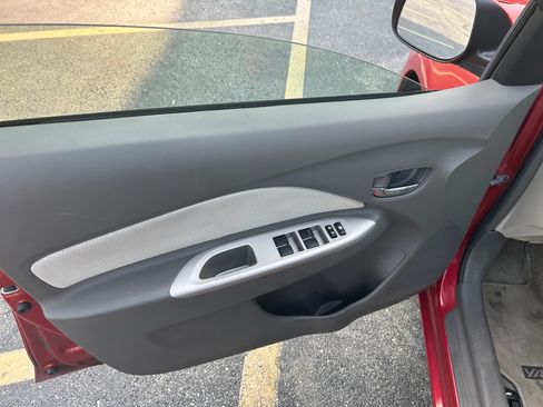 Used 2009 Toyota Yaris Sedan image 17