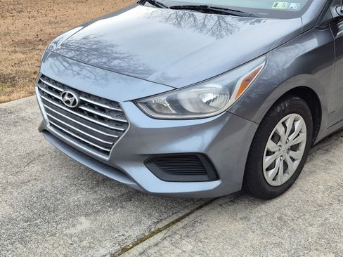 Used 2019 Hyundai Accent SE image 1