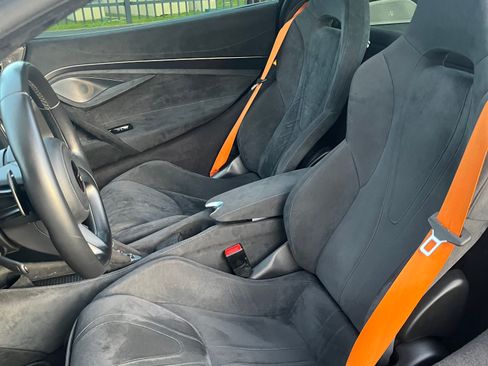 Used 2020 McLaren 720S image 22
