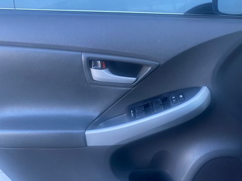 Used 2010 Toyota Prius Two image 17