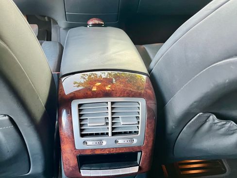 Used 2007 Mercedes-Benz S 600 image 11