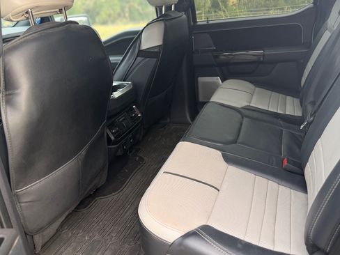 Used 2023 Ford F150 Lightning Platinum AWD/4WD image 9