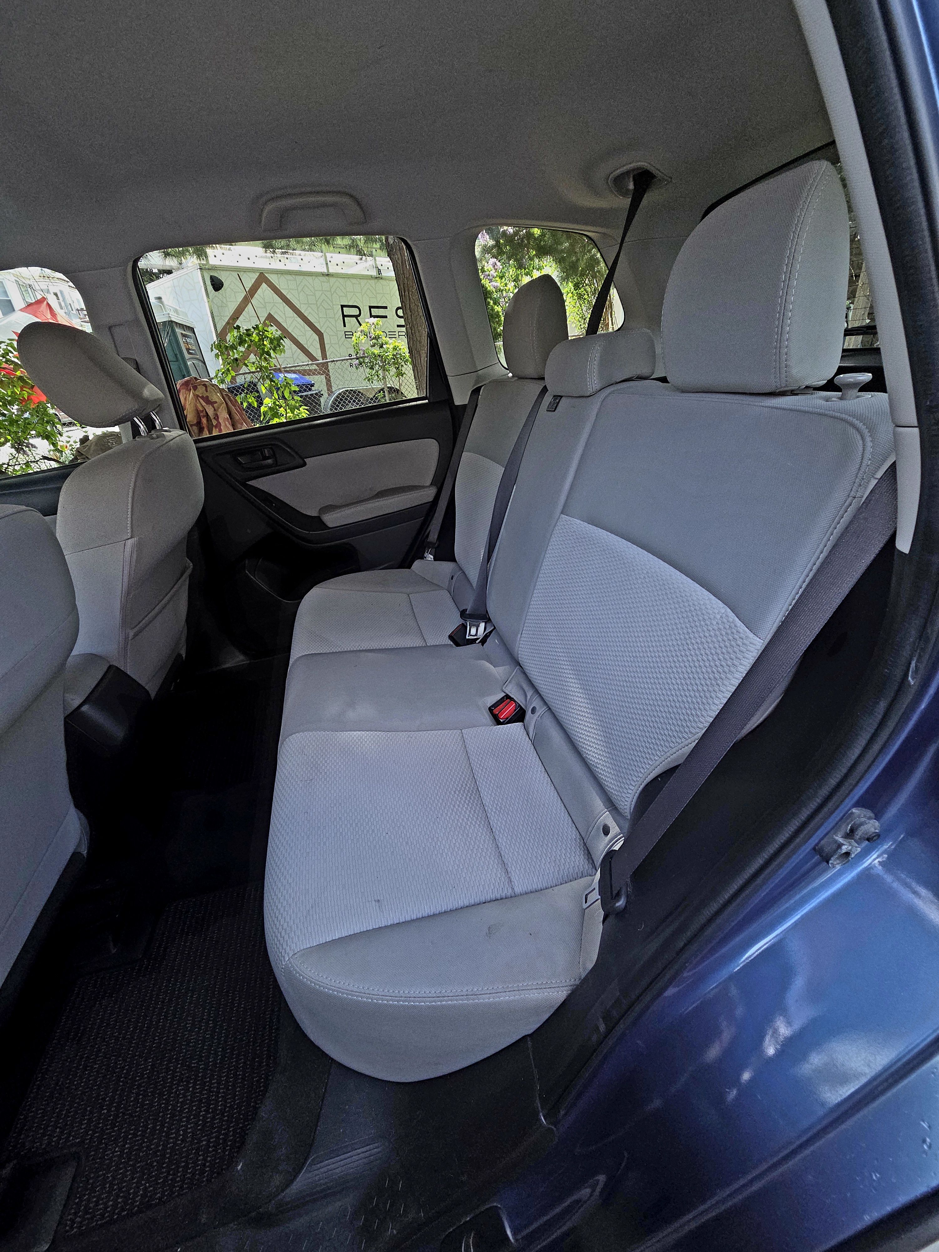Used 2016 Subaru Forester 2.5i AWD/4WD image 15