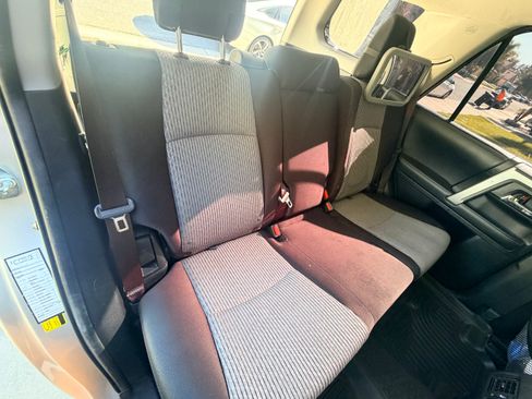 Used 2019 Toyota 4Runner SR5 AWD/4WD image 12
