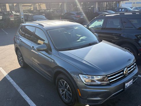 Used 2021 Volkswagen Tiguan S FWD image 12