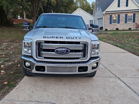 Used 2015 Ford F250 XL w/ Power Equipment Group image 4