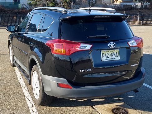 Used 2015 Toyota RAV4 Limited image 5