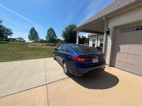 Used 2016 Hyundai Sonata SE FWD image 6