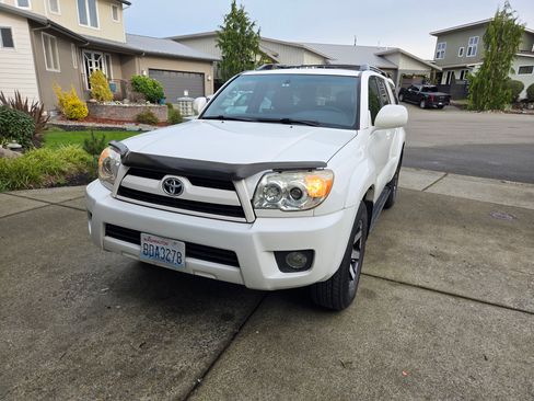 Used 2007 Toyota 4Runner Limited image 20