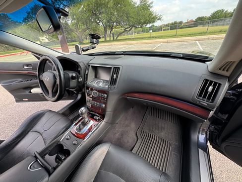 Used 2013 INFINITI G37 Journey w/ Premium Pkg image 14