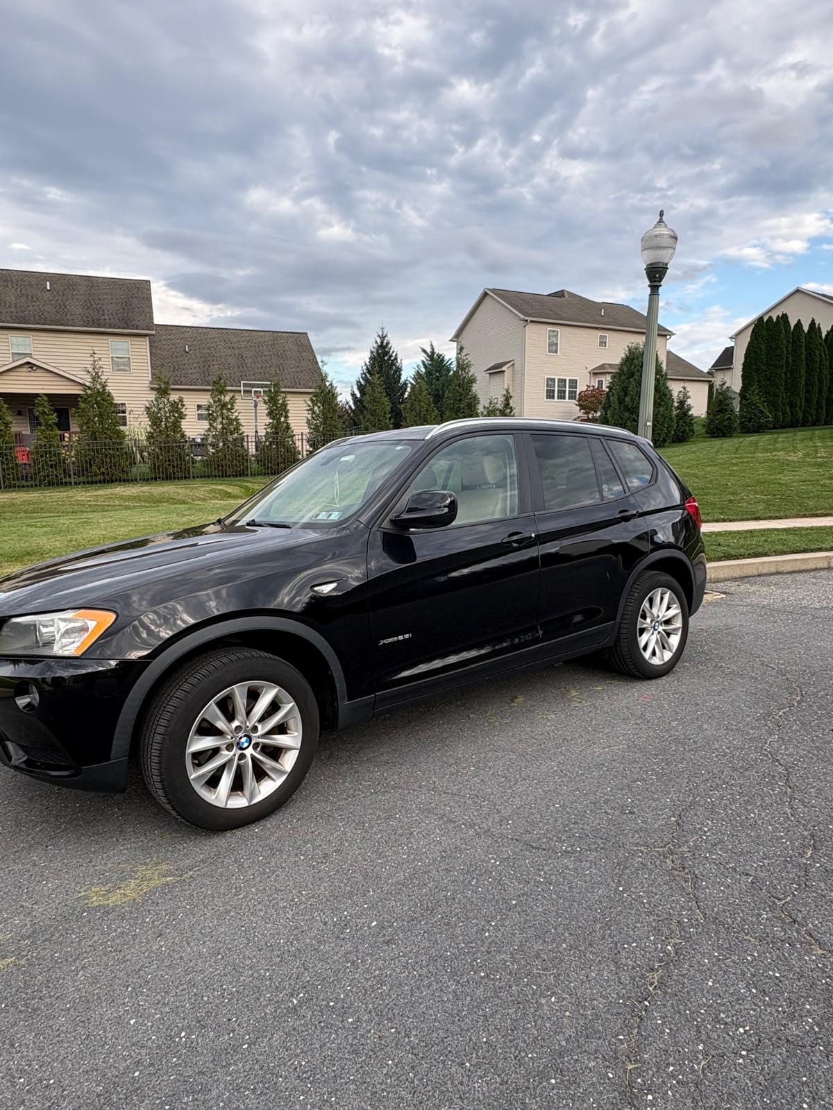 Used 2013 BMW X3 xDrive28i AWD/4WD image 2