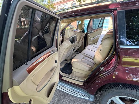 Used 2009 Mercedes-Benz GL 450 4MATIC image 18