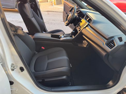 Used 2017 Honda Civic EX image 16