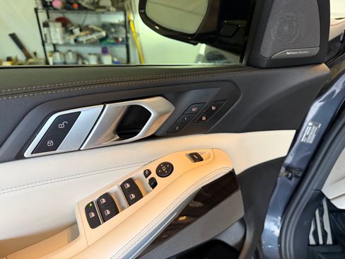 Used 2020 BMW X5 M50i w/ Executive Package image 14