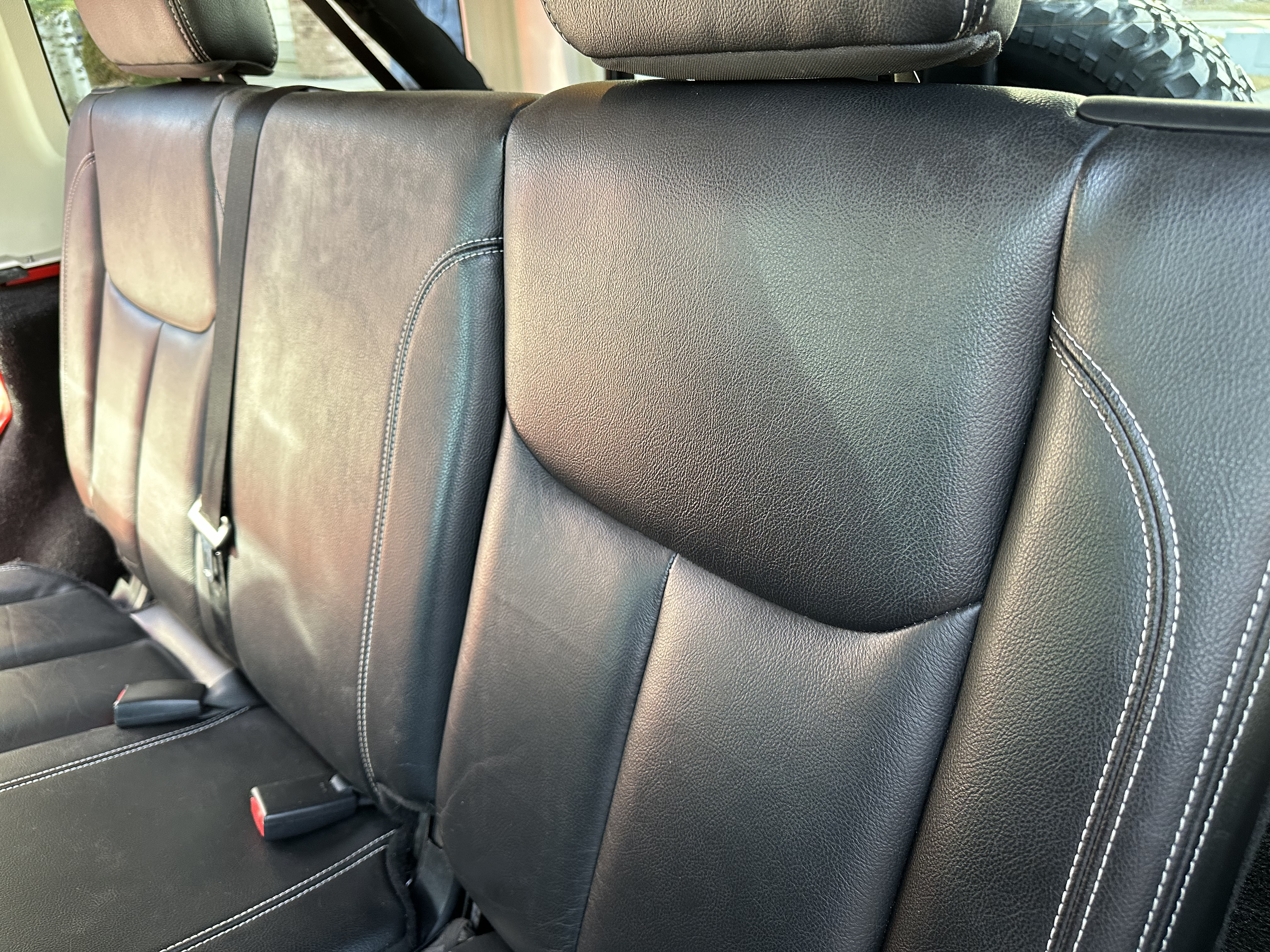 Used 2015 Jeep Wrangler Unlimited Rubicon AWD/4WD image 15