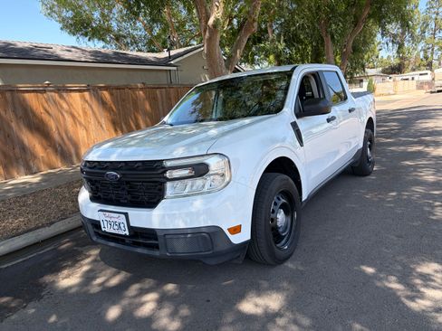 Used 2022 Ford Maverick XL FWD image 1
