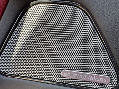 Used 2019 Maserati Levante GTS image 18