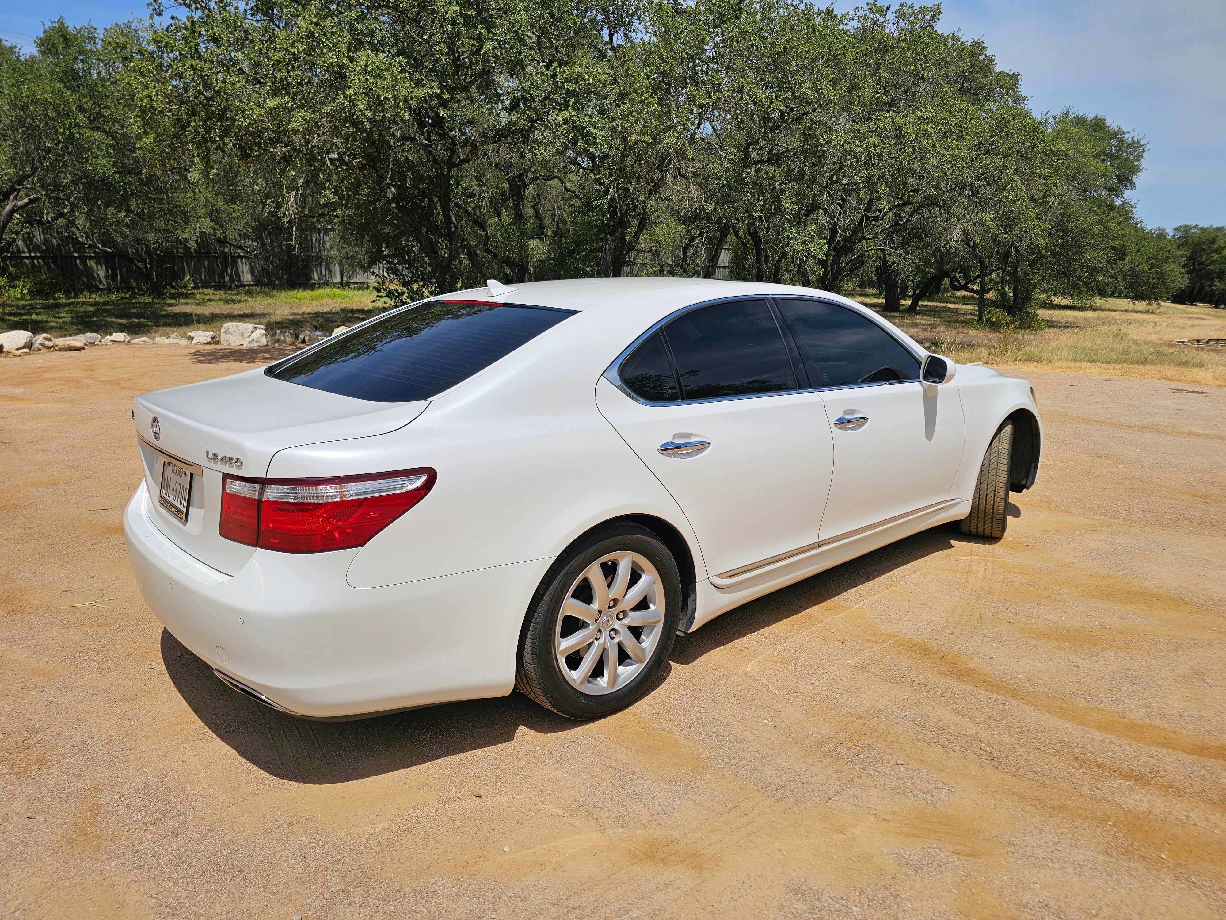 Used 2008 Lexus LS 460 RWD image 6