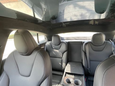 Used 2022 Tesla Model S Standard Range image 16