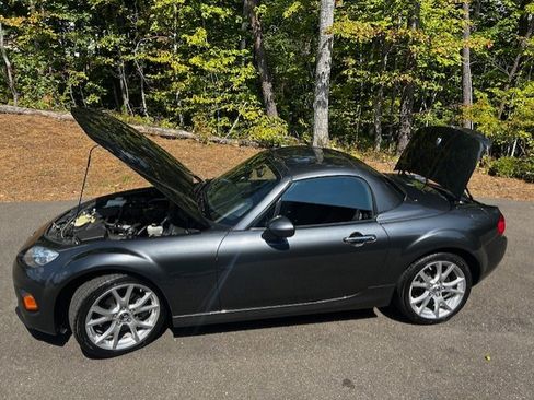 Used 2015 MAZDA MX-5 Miata Grand Touring w/ Premium Package image 10