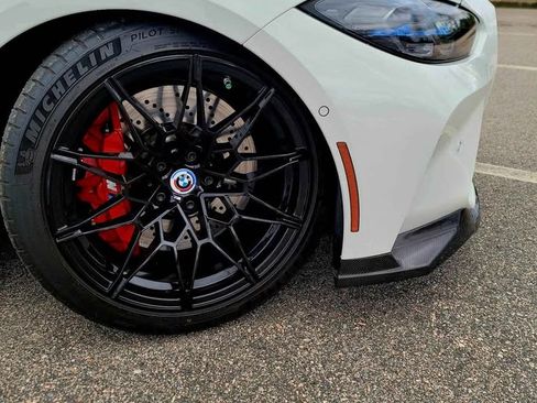 Used 2022 BMW M3 Sedan w/ M Carbon Exterior Package image 16