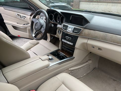 Used 2014 Mercedes-Benz E 350 Sedan image 10