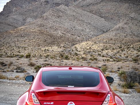 Used 2013 Nissan 370Z Touring w/ Sport Pkg image 14