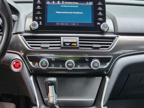 Used 2022 Honda Accord Sport image 5