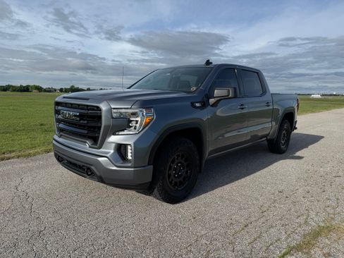 Used 2020 GMC Sierra 1500 Elevation w/ Elevation Value Package AWD/4WD image 1