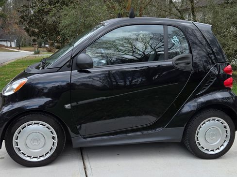Used 2013 smart fortwo pure image 4
