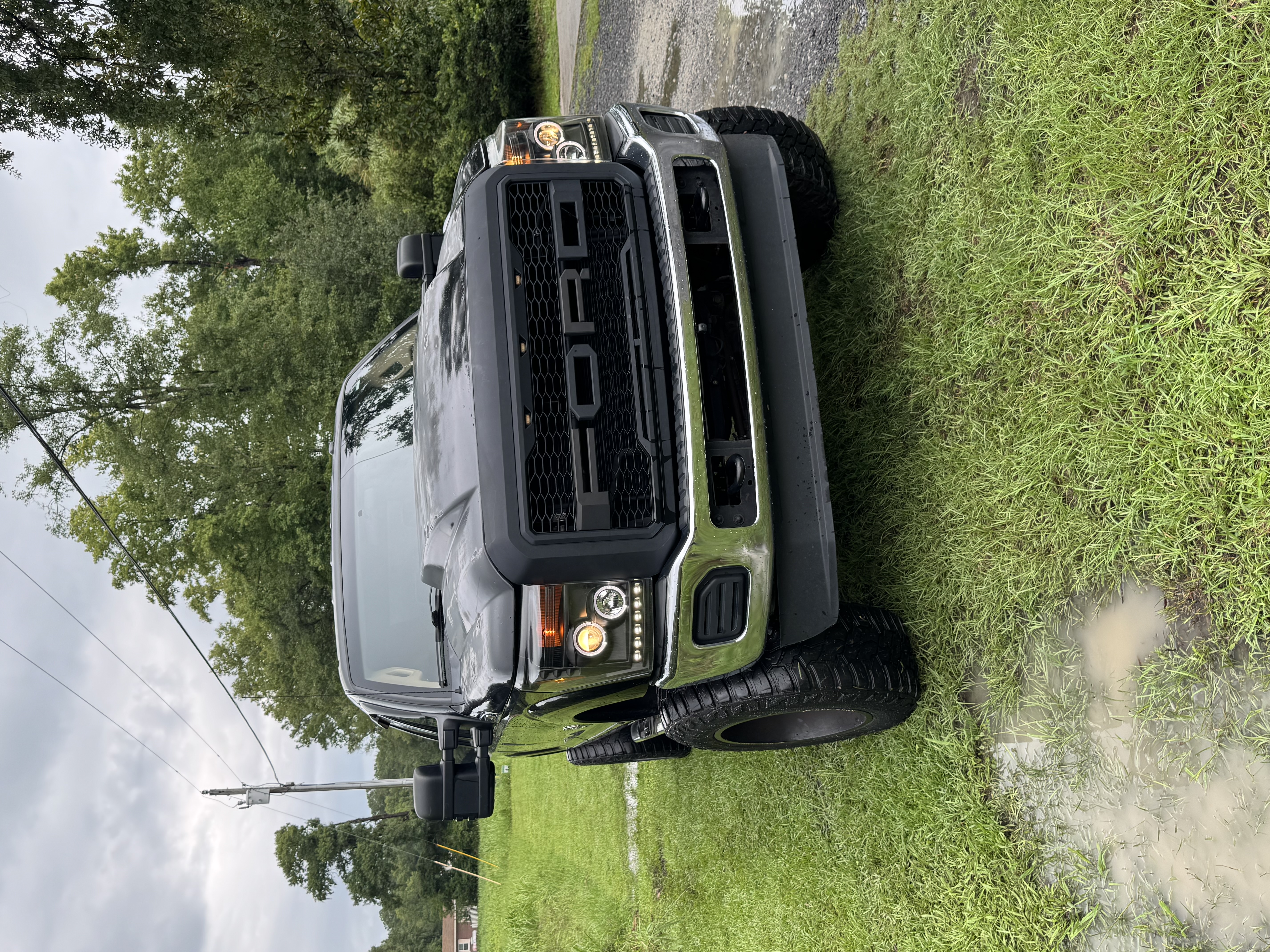 Used 2016 Ford F250 XLT w/ XLT Interior Package AWD/4WD image 10
