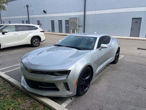 Used 2018 Chevrolet Camaro LT w/ RS Package image 2