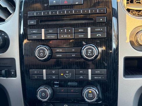 Used 2010 Ford F150 FX4 image 12