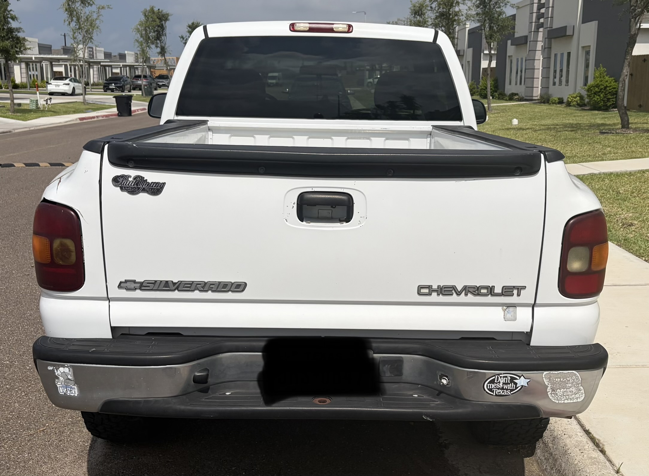Used 2002 Chevrolet Silverado 1500 LS w/ Heavy Duty Suspension Pkg AWD/4WD image 2