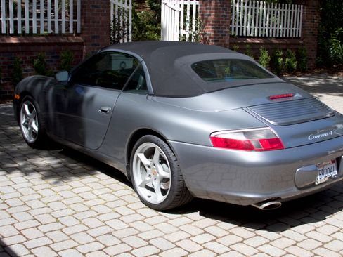 Used 2002 Porsche 911 Carrera 4 AWD/4WD image 1