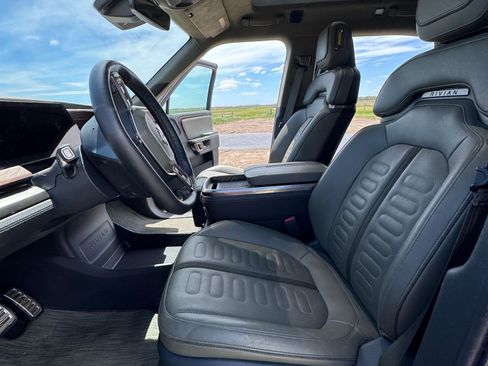 Used 2023 Rivian R1T Adventure image 12