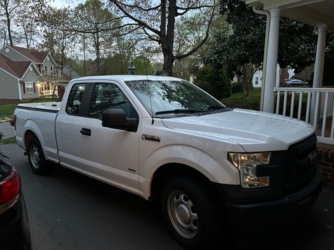 Used 2017 Ford F150 XL image 2