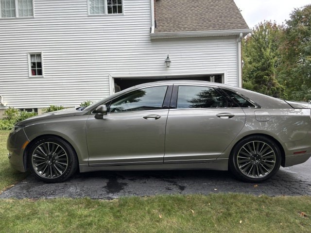 Used 2016 Lincoln MKZ AWD w/ Equipment Group 300A Reserve image 11