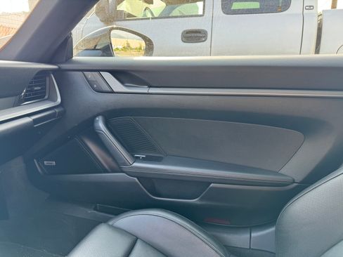 Used 2022 Porsche 911 Carrera 4 image 14