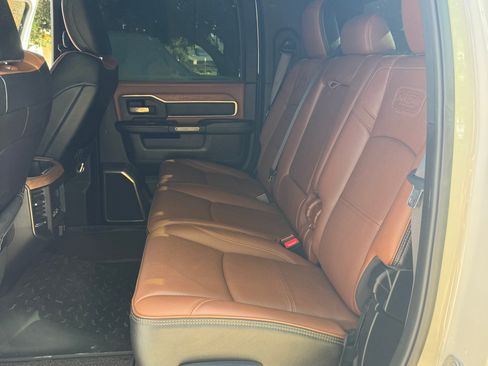 Used 2019 RAM 3500 Limited image 11