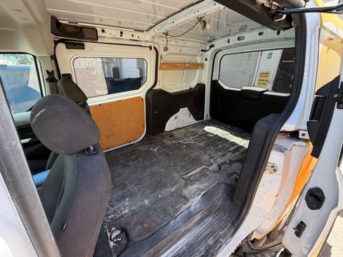 Used 2015 Ford Transit Connect XLT FWD image 2