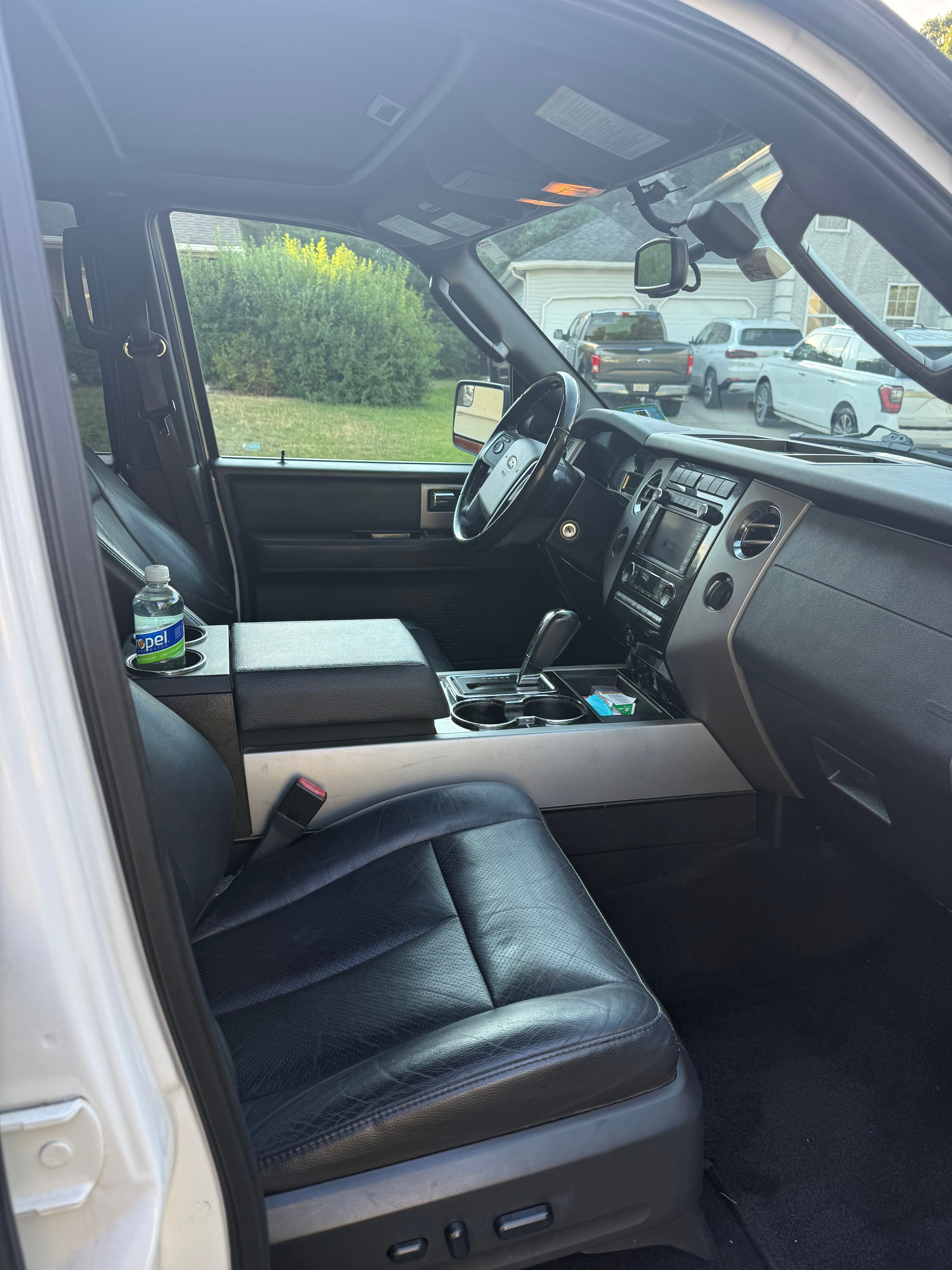 Used 2014 Ford Expedition EL Limited w/ Equipment Group 301A AWD/4WD image 13