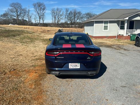 Used 2016 Dodge Charger SE w/ Popular Equipment Group RWD image 5