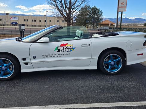 Used 1999 Pontiac Firebird Trans Am image 5