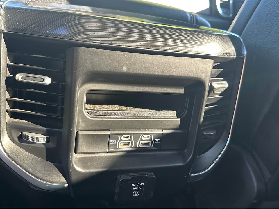 Used 2024 RAM 1500 Laramie RWD image 11