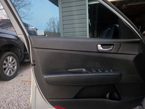 Used 2017 Kia Optima LX image 11