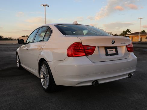 Used 2011 BMW 335d Sedan image 8