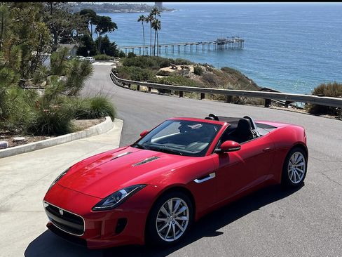 Used 2014 Jaguar F-TYPE Convertible image 1