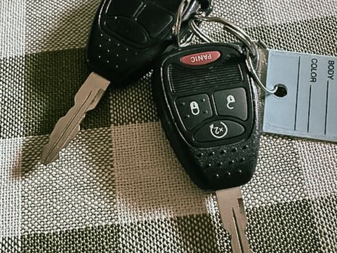 Used 2013 Jeep Compass Latitude image 29